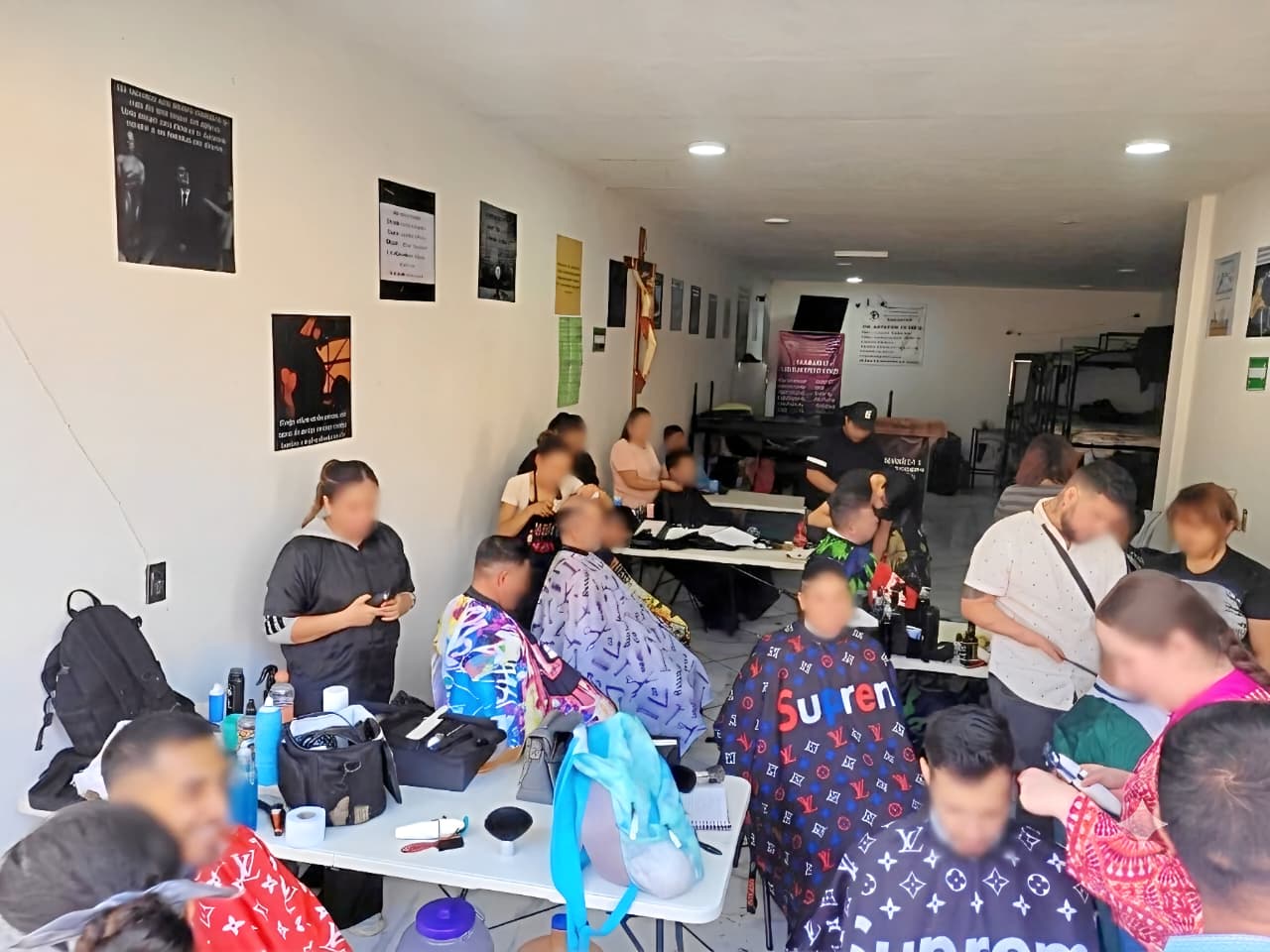 Área para actividad de corte de cabello del Centro de Rehabilitación La Sagrada Familia